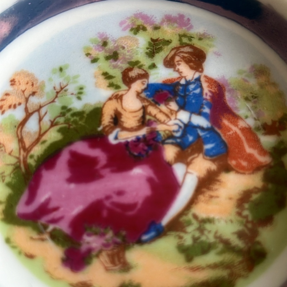 Vintage Mini Bowl - Picture 2 of 5